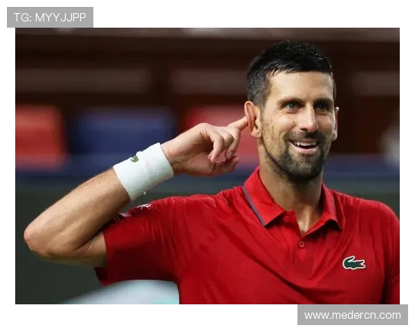 德约科维奇逆转晋级上海大师赛四强再度上演巅峰对决掀起网坛热潮