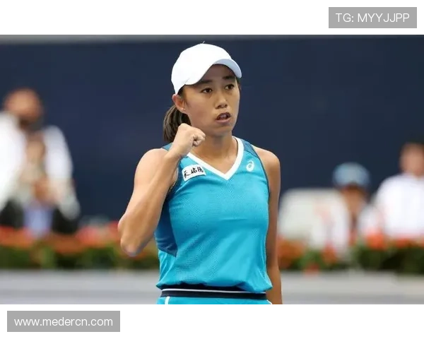 网球赛场风云再起 新星崭露头角 传奇选手力克劲敌勇夺桂冠