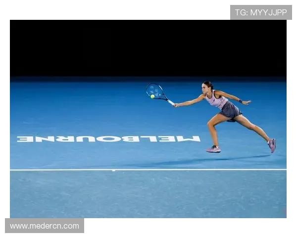 网球巨星赛场争锋 新一轮国际赛事揭幕 全球关注焦点集结